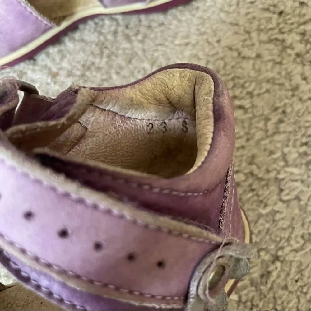 Däumling German Girl Leather Walking Learning Shoe Purple with Flowers Size 7